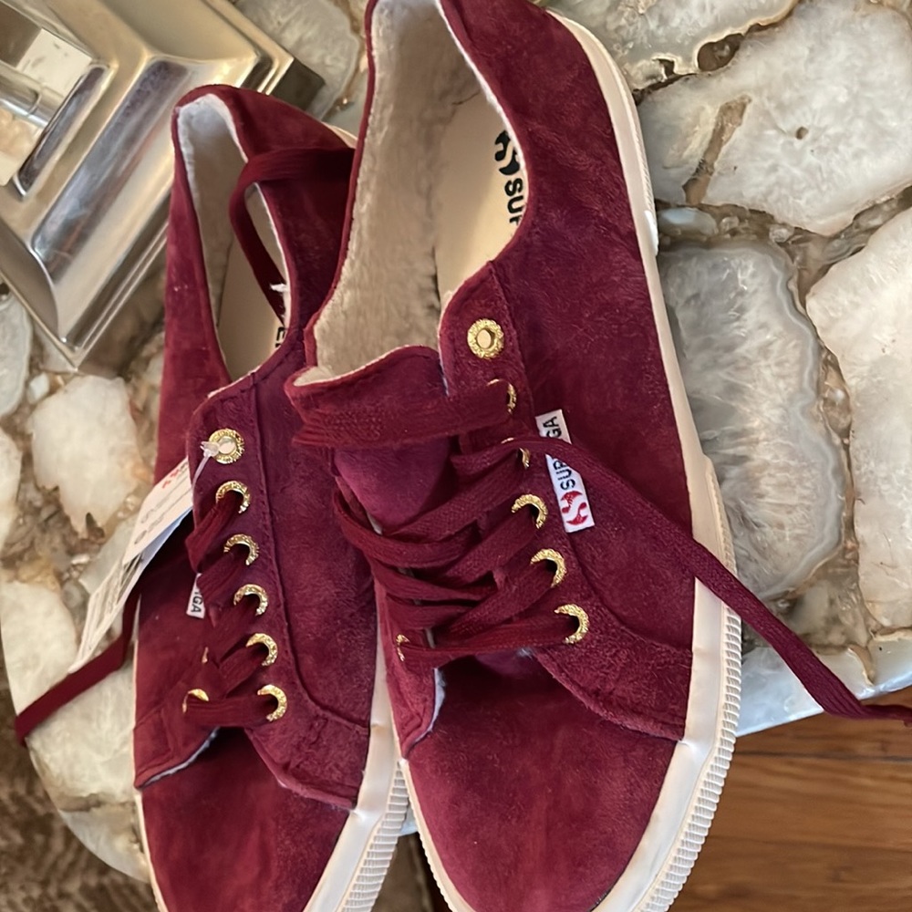 Superfamily burgundy brand new women’s sneakers